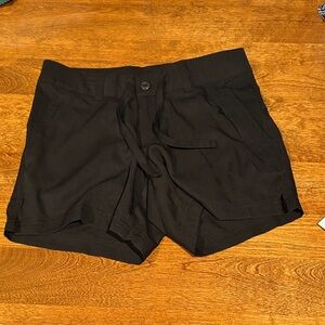 Magellan Outdoors Black High Waist Women's Shorts